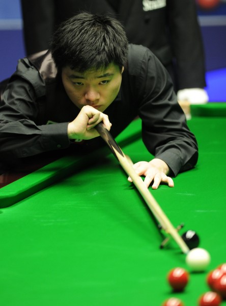 并助推了球 并助推了球