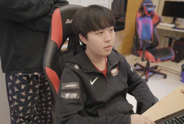 他不仅展现 他不仅展现