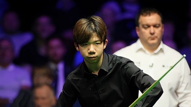 正是因为他 正是因为他